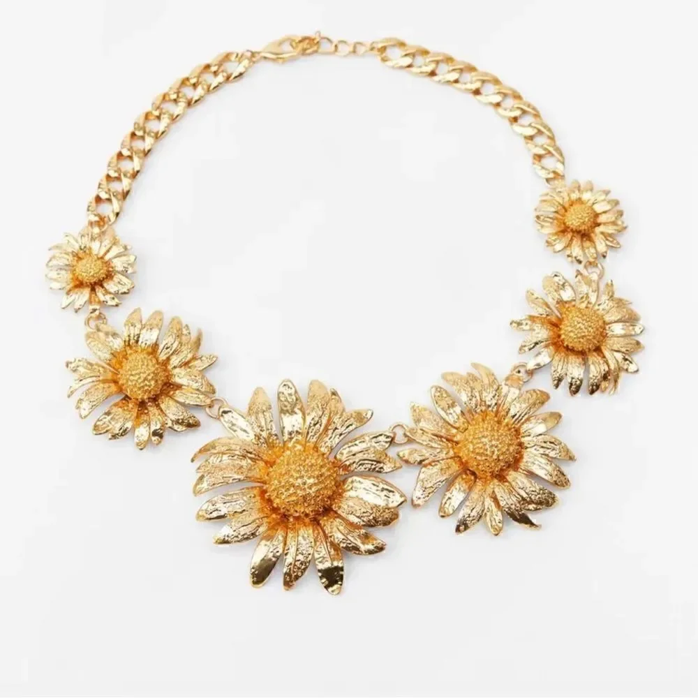 flower statement  necklace N61